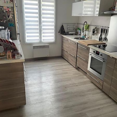 Centre Pierrefonds Superbe Appartement + Parking Ngoại thất bức ảnh